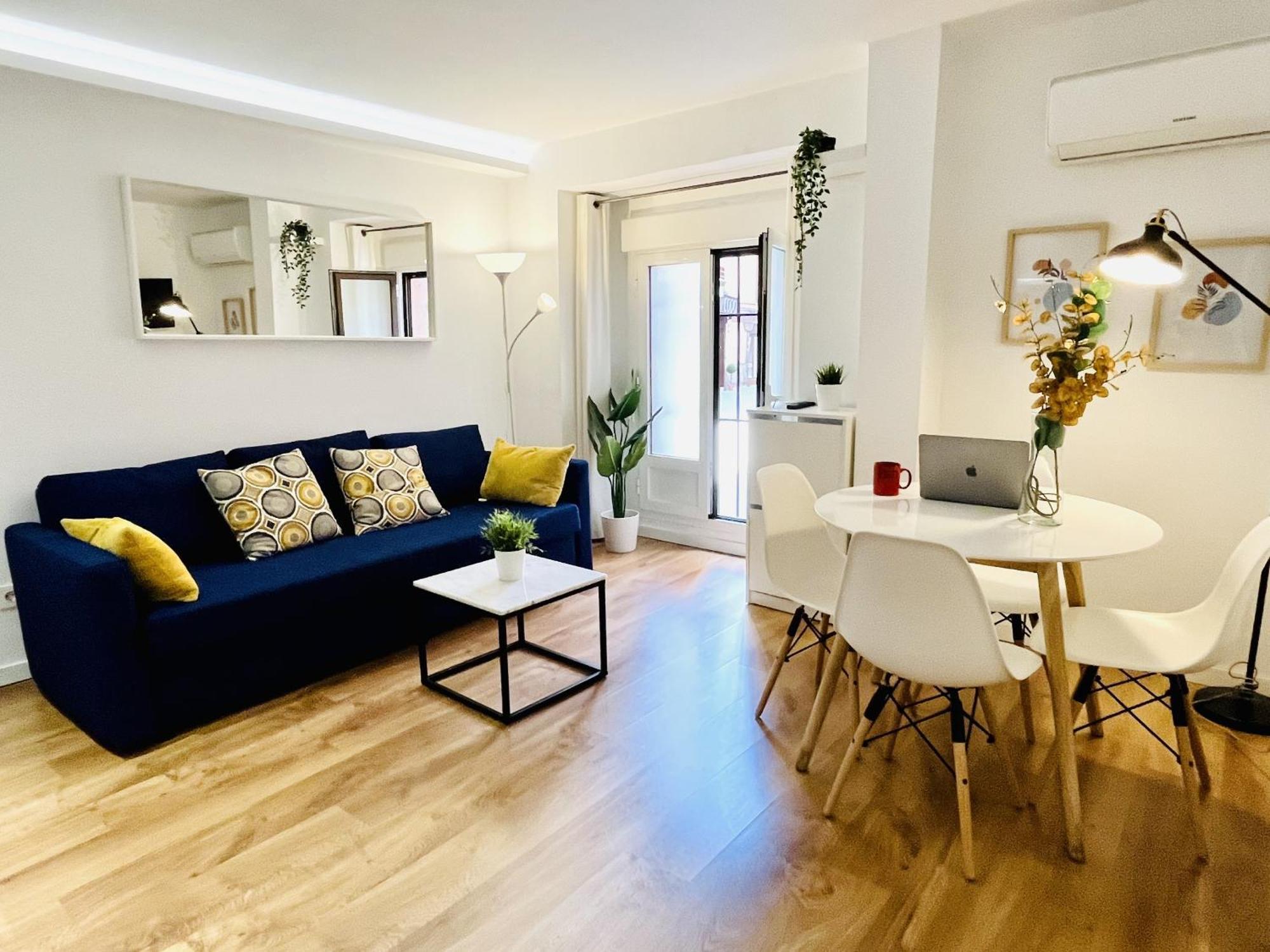 Dplace To Be - Exclusive Apartments In Historic Center Madrid Room photo